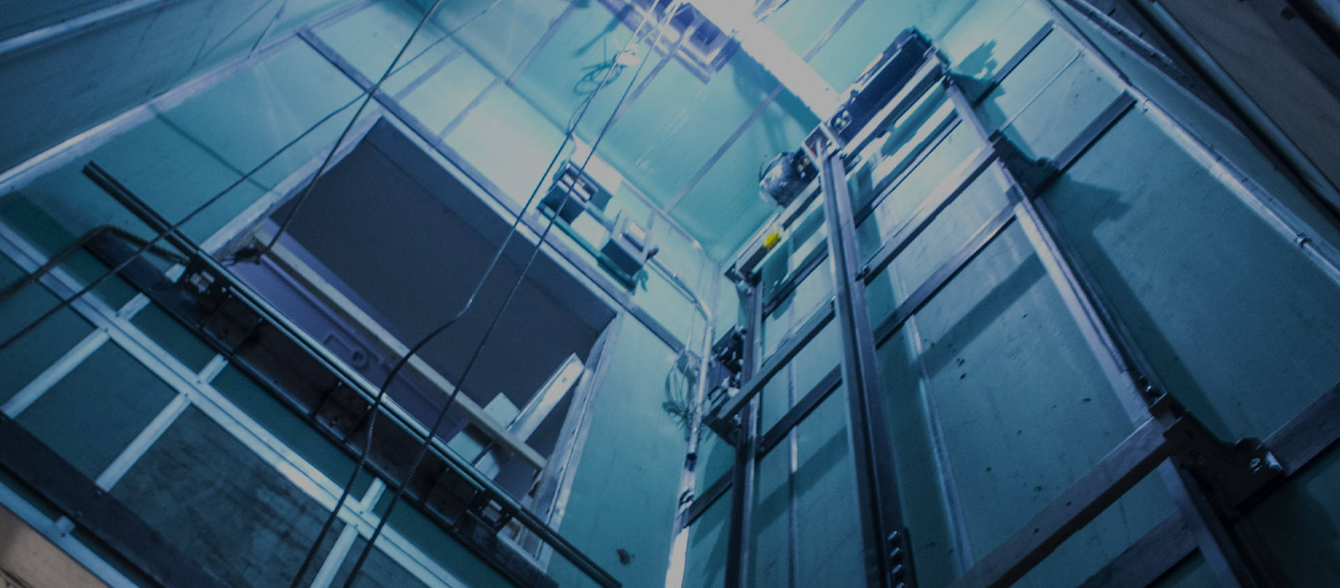 Fábrica de peças do elevador Ningbo Yinzhou Fukangda.